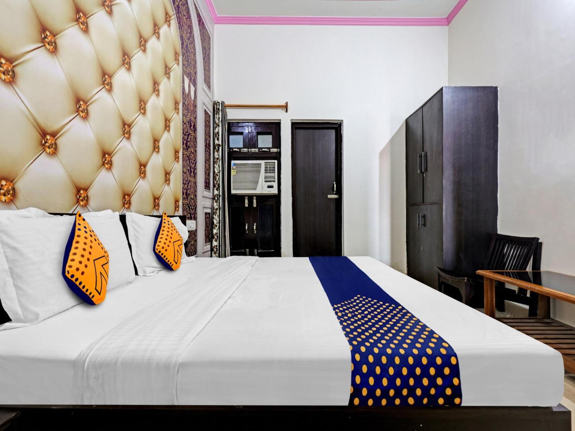 Spot On 81167 Hotel Asdr Rudrapur Kültér fotó
